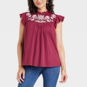 Knox Rose flutter sleeves Embroidered top. Wine in color, Sz 4x, NWT.